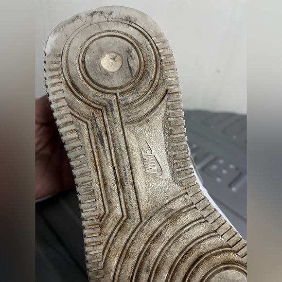 (Worn) Nike Air Force 1 '07 - Picture 9 of 9